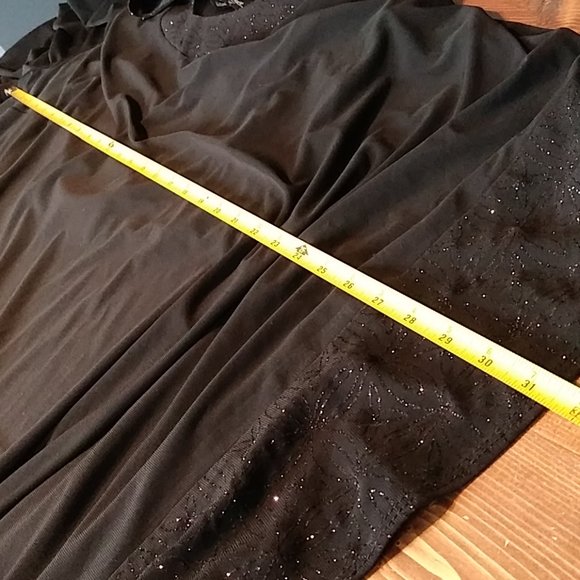 Dress - Picture 13 of 15